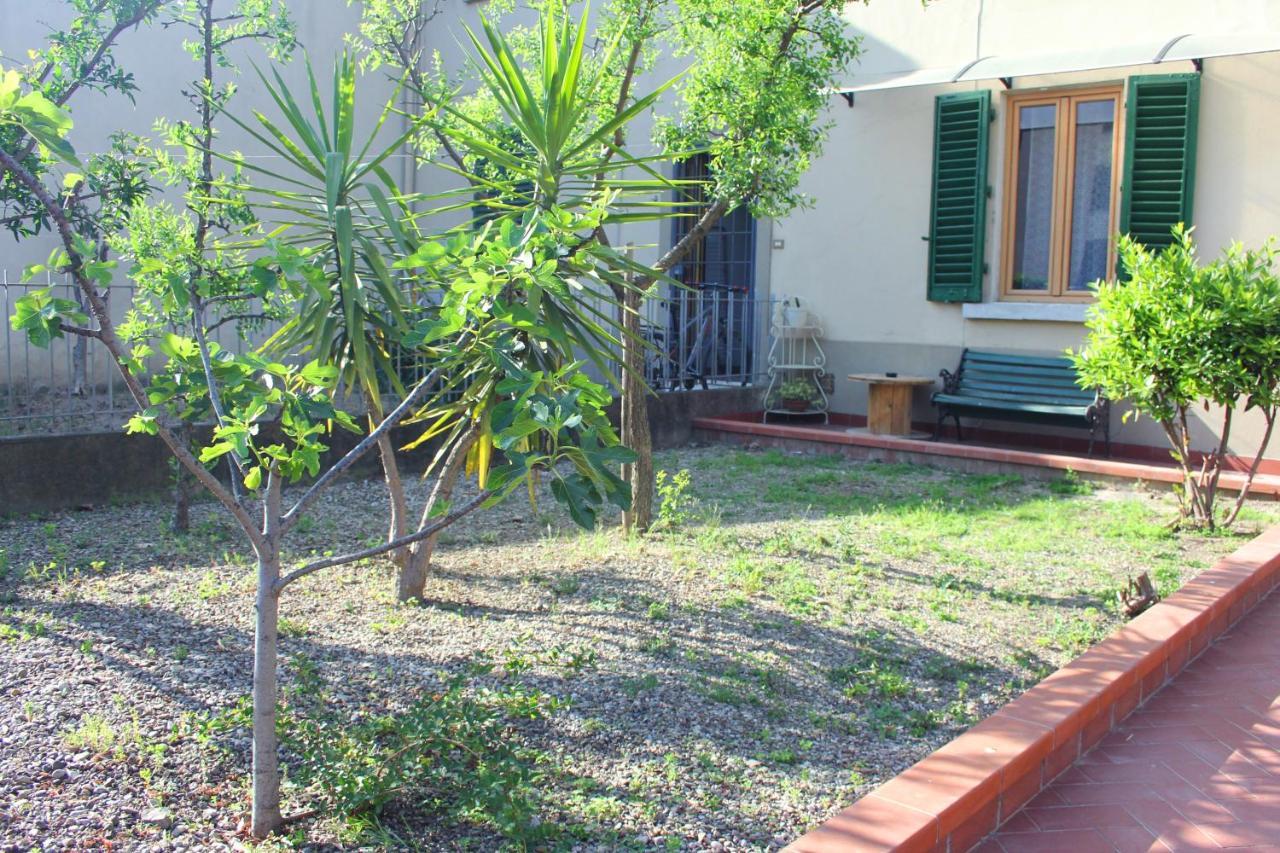 L' Oasi Del Cervo - Casa Con Giardino E Posto Auto, Uscita Autostrada A11 Villa Florence Exterior photo